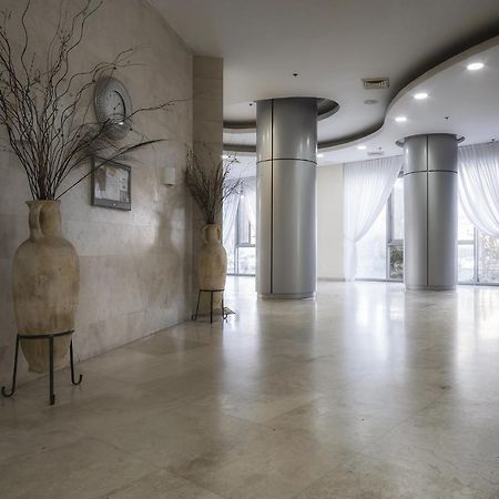 בת ים Isralux Apartments מראה חיצוני תמונה