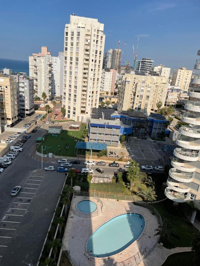 בת ים Isralux Apartments מראה חיצוני תמונה