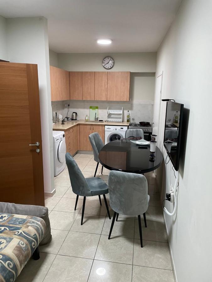 בת ים Isralux Apartments מראה חיצוני תמונה