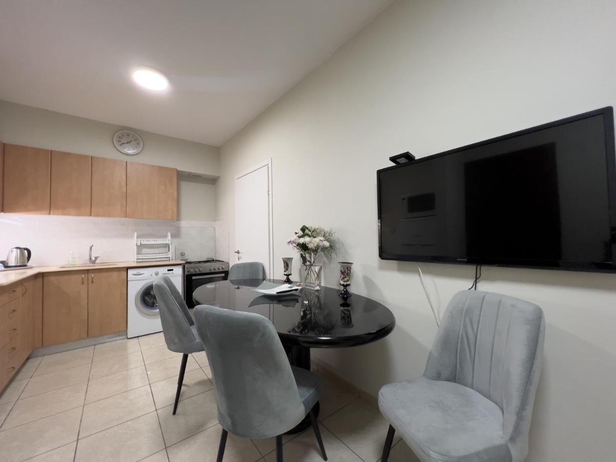 בת ים Isralux Apartments מראה חיצוני תמונה